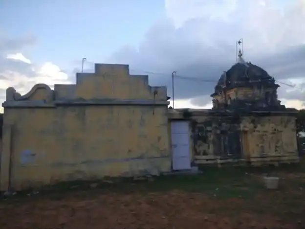 Arulmigu Varatharaja Perumal Temple, Anangur - 637304 அருள்மிகு வரதராஜ பெருமாள் திருக்கோயில், Anangur - 637304, Namakkal - Ancient Temple Architecture and History Image 4