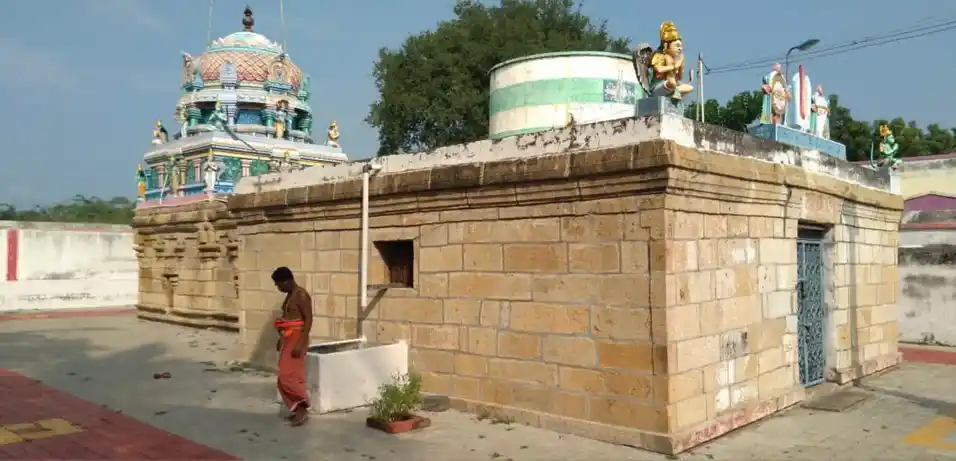 Arulmigu Varatharaja Perumal Temple, Athiyur - 621108 அருள்மிகு வரதராஜப்பெருமாள் திருக்கோயில், Athiyur - 621108, Perambalur - Ancient Temple Architecture and History Image 4