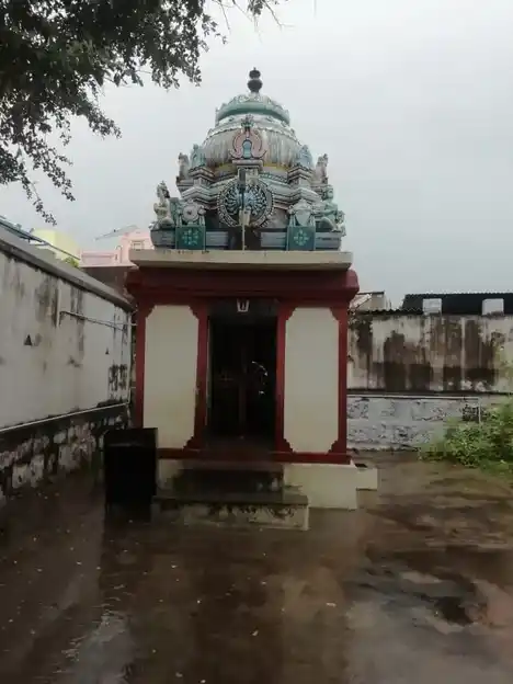 Arulmigu Varatharaja Perumal Temple, Erakudieragudi, Eragudi - 621001 Arulmigu varatharaja perumal temple, Erakudieragudi, Eragudi - 621001, Thiruchirappalli - Ancient Temple Architecture and History Image 2