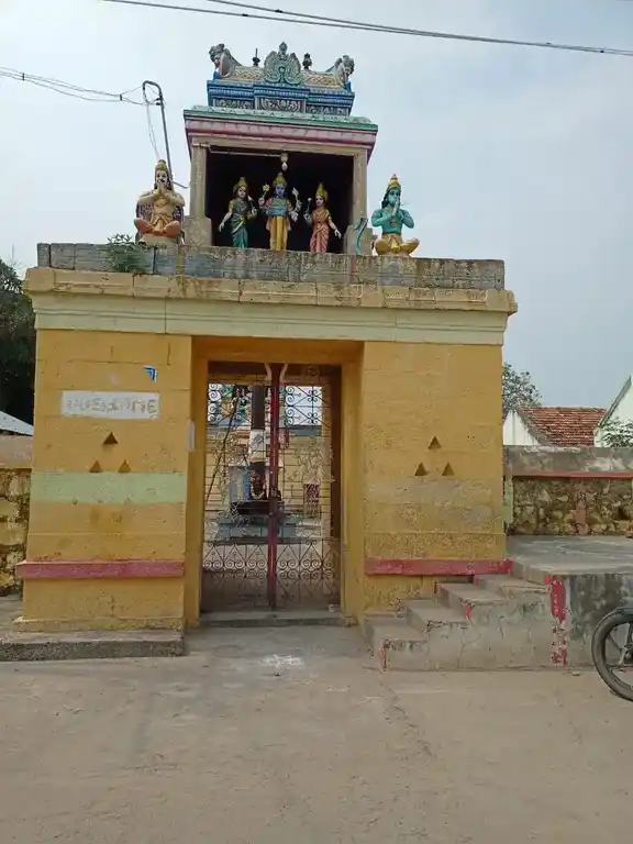 Arulmigu Varatharaja Perumal Temple, Ezhuthur - 606607 Arulmigu Varatharaja Perumal Temple,  - 606607, Cuddalore - Ancient Temple Architecture and History Image 3
