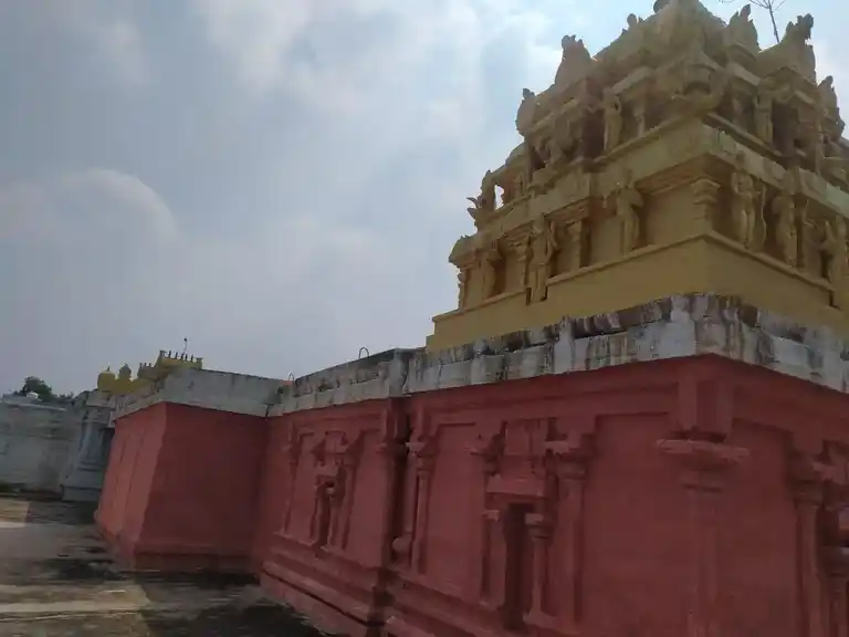 Arulmigu Varatharaja Perumal Temple, Kadur - 621716 Temple
