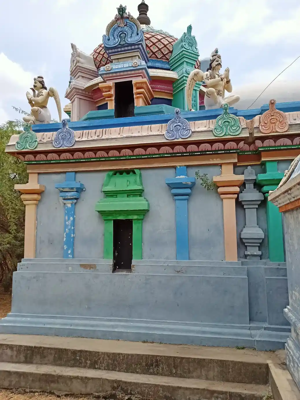 Arulmigu Varatharaja Perumal Temple, Kalasampadi - 609104 அருள்மிகுவரதராஜப்பெருமாள் திருக்கோயில், Kalasampadi - 609104, Nagapattinam - Ancient Temple Architecture and History Image 5