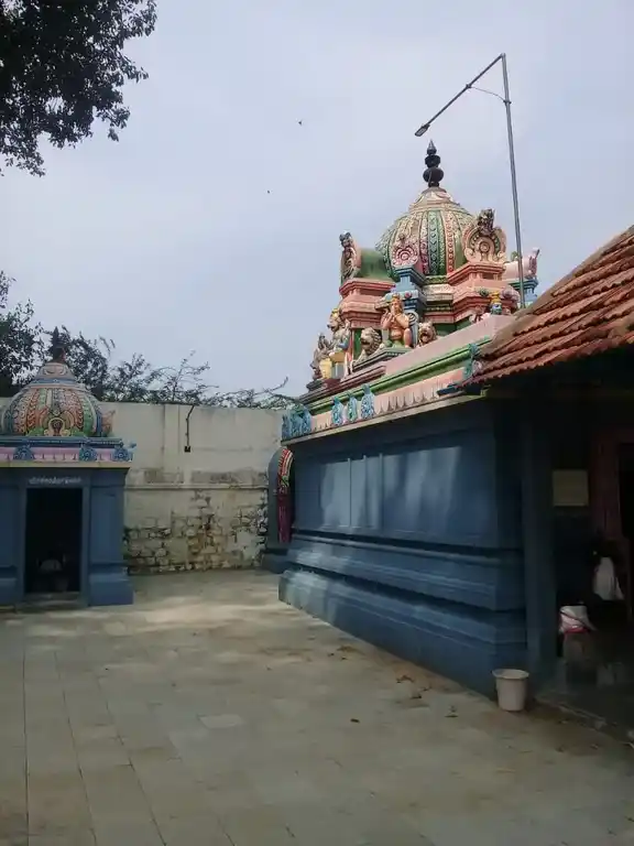 Arulmigu Varatharaja Perumal Temple, Kanadukaththan - 630103 அருள்மிகு வரதராஜப்பெருமாள் திருக்கோயில், Kanadukaththan - 630103, Sivagangai - Ancient Temple Architecture and History Image 5