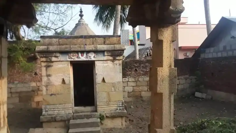 Arulmigu Varatharaja Perumal Temple, Keelaperambalur - 621716 அருள்மிகு வரதராஜப்பெருமாள் திருக்கோயில், Keelaperambalur - 621716, Perambalur - Ancient Temple Architecture and History Image 4