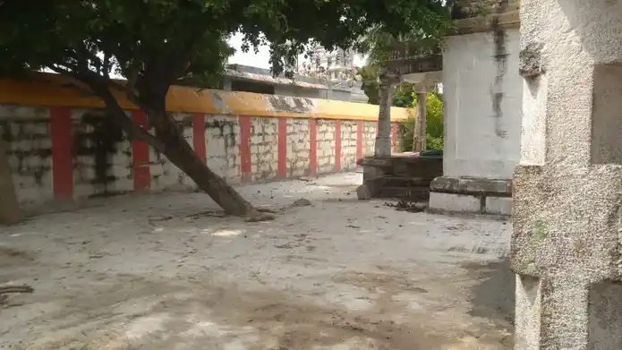 Arulmigu Varatharaja Perumal Temple, Keezhathanur - 606108 அருள்மிகு வைத்தியநாதசுவாமி திருக்கோயில், கீழாத்தனூர் - 606108, Cuddalore - Ancient Temple Architecture and History Image 3