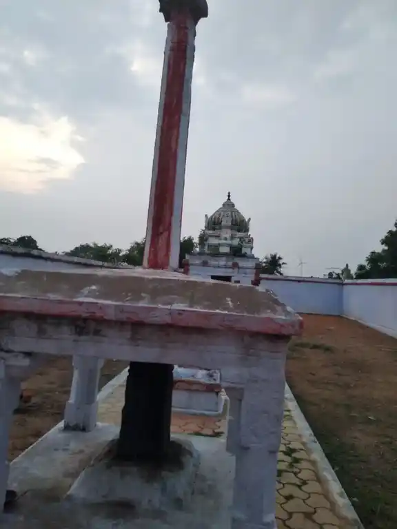 Arulmigu Varatharaja Perumal Temple, Koothampoondi - 624616 அருள்மிகு வரதராஜப்பெருமாள் திருக்கோயில், Koothampoondi - 624616, Dindigul - Ancient Temple Architecture and History Image 2