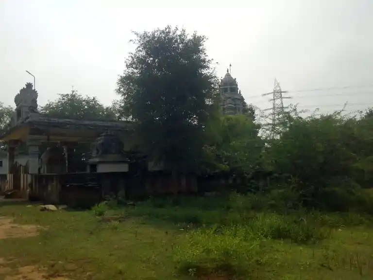 Arulmigu Varatharaja Perumal Temple, Koratti - 630206 அருள்மிகு. வரதராஜப்பெருமாள் திருக்கோயில், Koratti - 630206, Sivagangai - Ancient Temple Architecture and History Image 2