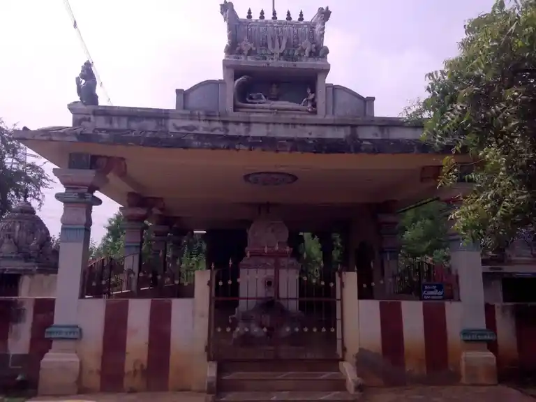 Arulmigu Varatharaja Perumal Temple, Koratti - 630206 அருள்மிகு. வரதராஜப்பெருமாள் திருக்கோயில், Koratti - 630206, Sivagangai - Ancient Temple Architecture and History Image 3