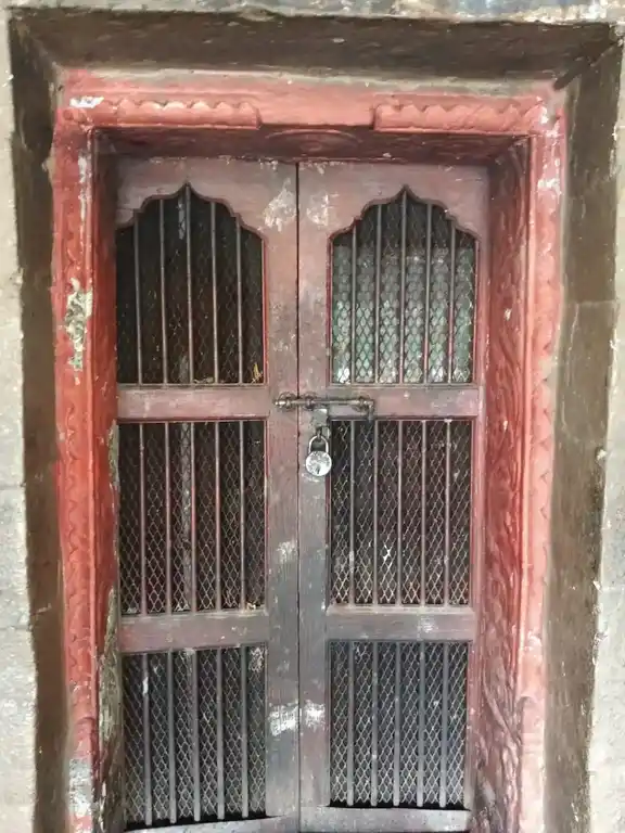 Arulmigu Varatharaja Perumal Temple, Kumaravayalur - 620102 Arulmigu Varatharaja Perumal Temple,  - 620102, Thiruchirappalli - Ancient Temple Architecture and History Image 3