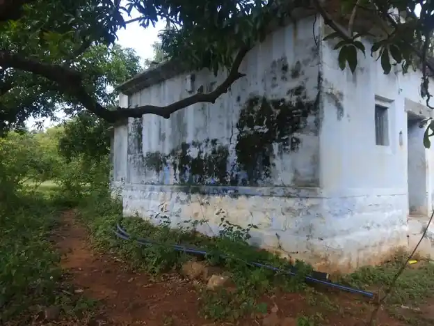 Arulmigu Varatharaja Perumal Temple, Kunnuvarankottai - 624220 அருள்மிகு வரதாராஜபெருமாள் திருக்கோயில், Kunnuvarankottai - 624220, Dindigul - Ancient Temple Architecture and History Image 2