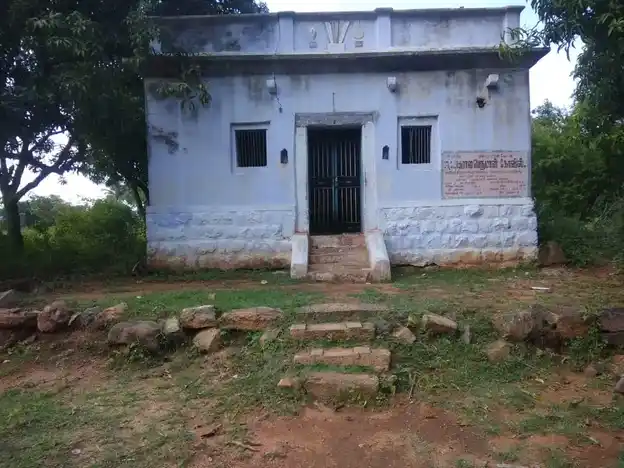 Arulmigu Varatharaja Perumal Temple, Kunnuvarankottai - 624220 அருள்மிகு வரதாராஜபெருமாள் திருக்கோயில், Kunnuvarankottai - 624220, Dindigul - Ancient Temple Architecture and History Image 4