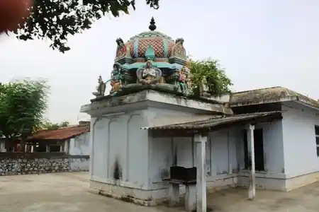 Arulmigu Varatharaja Perumal Temple, Kuzhumani - 620006 அருள்மிகு வரதாராஜபெருமாள் திருக்கோயில், Kuzhumani - 620006, Thiruchirappalli - Ancient Temple Architecture and History Image 4