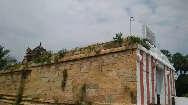 Arulmigu Varatharaja Perumal Temple, Manappalli - 637017 அருள்மிகு வரதராஜப்பெருமாள் திருக்கோயில்,  - 637017, Namakkal - Ancient Temple Architecture and History Image 2