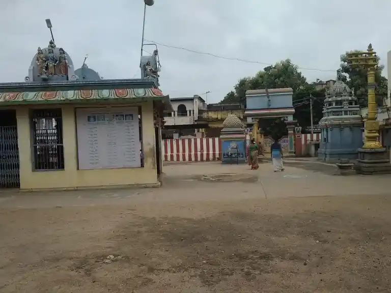 Arulmigu Varatharaja Perumal Temple, Manapparai - 621306 அருள்மிகு வரதராஜ பெருமாள் திருக்கோயில், மணப்பாறை - 621306, Thiruchirappalli - Ancient Temple Architecture and History Image 2