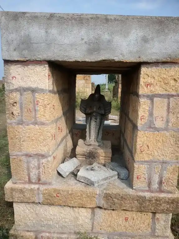 Arulmigu Varatharaja Perumal Temple, Maruvathur - 621708 Arulmigu Varatharaja Perumal Temple, Maruvathur - 621708, Perambalur - Ancient Temple Architecture and History Image 2