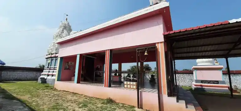 Arulmigu Varatharaja Perumal Temple, Mathur - 638501 அருள்மிகு வரதராஜப்பெருமாள் திருக்கோயில், Mathur - 638501, Erode - Ancient Temple Architecture and History Image 5