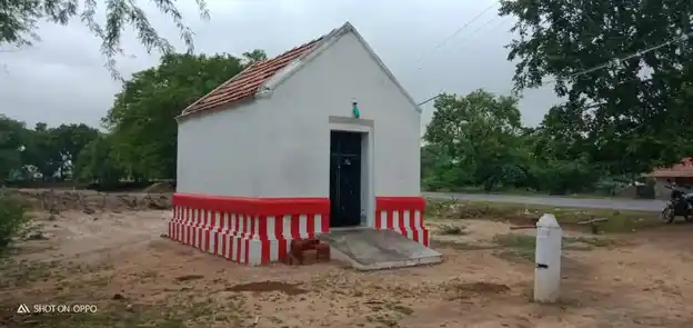 Arulmigu Varatharaja Perumal Temple, Muppaiyur - 623402 அருள்மிகு. வரதராசப்பெருமாள் திருக்கோயில், Muppaiyur - 623402, Sivagangai - Ancient Temple Architecture and History Image 2