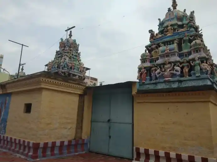 Arulmigu Varatharaja Perumal Temple, Nagal Nagar, Dindigul - 624003 Arulmigu Varatharaja Perumal Temple, Nagal Nagar, Dindigul - 624003, Dindigul - Ancient Temple Architecture and History Image 5