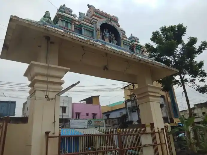 Arulmigu Varatharaja Perumal Temple, Nagal Nagar, Dindigul - 624003 Arulmigu Varatharaja Perumal Temple, Nagal Nagar, Dindigul - 624003, Dindigul - Ancient Temple Architecture and History Image 10