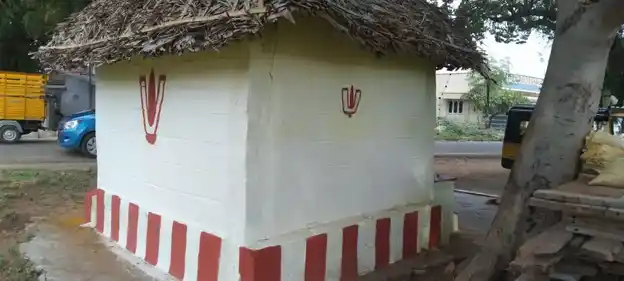 Arulmigu Varatharaja Perumal Temple, Naganampatti - 624619 அருள்மிகு வரதராஜ பெருமாள் திருக்கோயில், Naganampatti - 624619, Dindigul - Ancient Temple Architecture and History Image 3