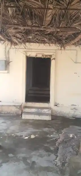 Arulmigu Varatharaja Perumal Temple, Nallampalli - 642001 Arulmigu Varatharaja Perumal Temple, நல்லம்பள்ளி - 642001, Coimbatore - Ancient Temple Architecture and History Image 4