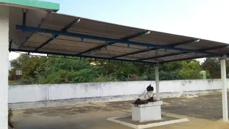 Arulmigu Varatharaja Perumal Temple, Nallipalayam - 637003 அருள்மிகு வரதராசப் பெருமாள் திருக்கோயில், Nallipalayam - 637003, Namakkal - Ancient Temple Architecture and History Image 2