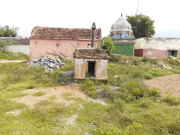 Arulmigu Varatharaja Perumal Temple, Othiyam - 621708 Arulmigu Varatharaja Perumal Temple, Othiyam - 621708, Perambalur - Ancient Temple Architecture and History Image 2