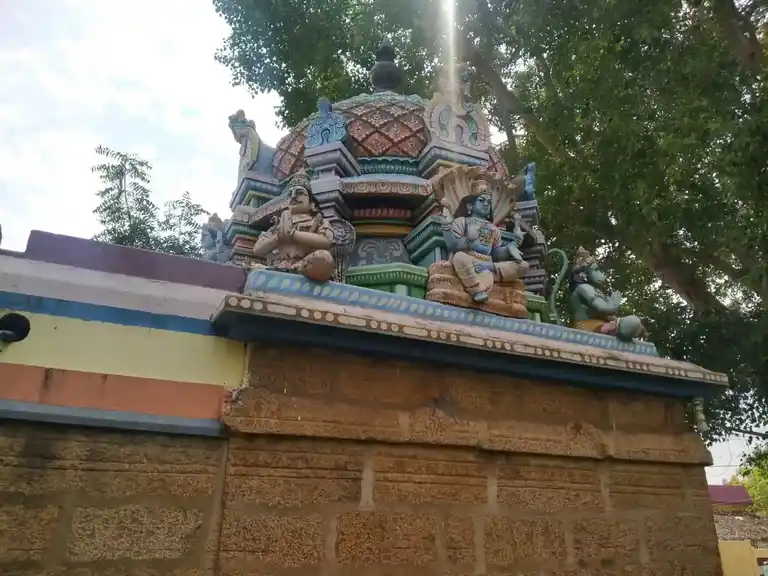 Arulmigu Varatharaja Perumal Temple, Papakurichi - 620010 Arulmigu Varatharaja perumal Temple, Papakurichi - 620010, Thiruchirappalli - Ancient Temple Architecture and History Image 5