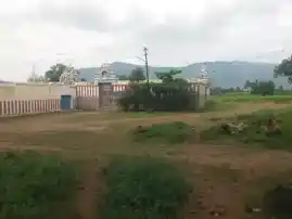 Arulmigu Varatharaja Perumal Temple, Perumalpalayam, Pachaperumalpatti North - 621009 Arulmigu varatharaja perumal temple, Perumalpalayam, Pachaperumalpatti North - 621009, Thiruchirappalli - Ancient Temple Architecture and History Image 4