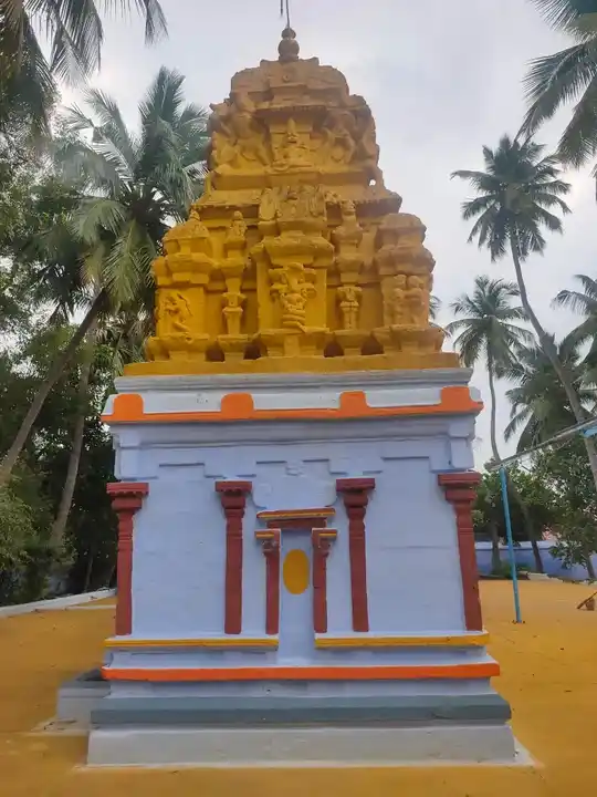 Arulmigu Varatharaja Perumal Temple, Perunthalaiyur, Gobichettipalayam - 638315 அருள்மிகு &nbspவரதராஜ &nbspபெருமாள் &nbsp;கோயில்&nbsp;, பெருந்தலையூர், Gobichettipalayam - 638315, Erode - Ancient Temple Architecture and History Image 3