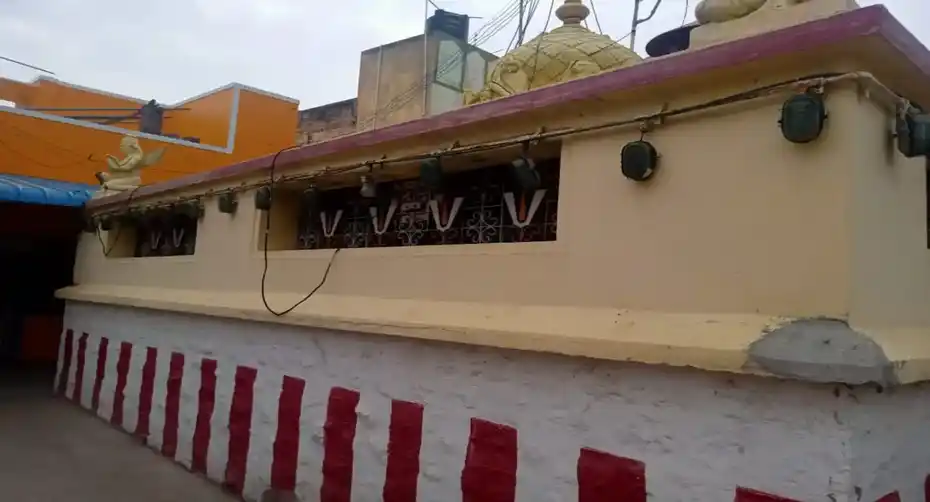 Arulmigu Varatharaja Perumal Temple, Pichanur - 632601 அருள்மிகு வரதராஜப்பெருமாள் திருக்கோயில், பிச்சனூர், குடியாத்தம் - 632601, Vellore - Ancient Temple Architecture and History Image 4