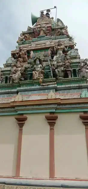 Arulmigu Varatharaja Perumal Temple, Pulimalaipatti - 625106 அருள்மிகு வரதராஜப்பெருமாள் திருக்கோயில், Pulimalaipatti - 625106, Madurai - Ancient Temple Architecture and History Image 2