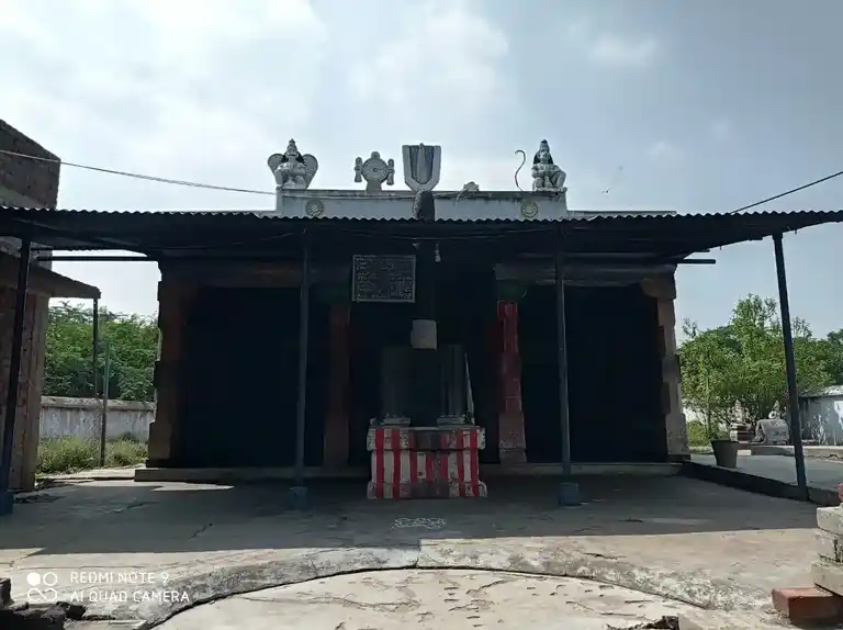 Arulmigu Varatharaja Perumal Temple, Sengapadai - 625704 Temple