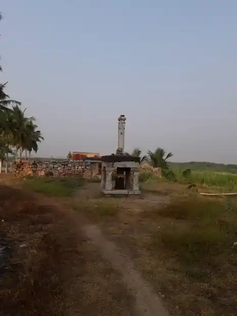 Arulmigu Varatharaja Perumal Temple, புதுப்பாளையம், Serukkalai - 637212