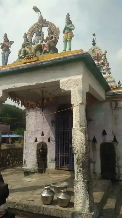 Arulmigu Varatharaja Perumal Temple, Sevveri - 606106 அருள்மிகு விநாயகர், பிடாரி,வரதராஜப்பெருமாள் கோயில், Sevveri - 606106, Cuddalore - Ancient Temple Architecture and History Image 6
