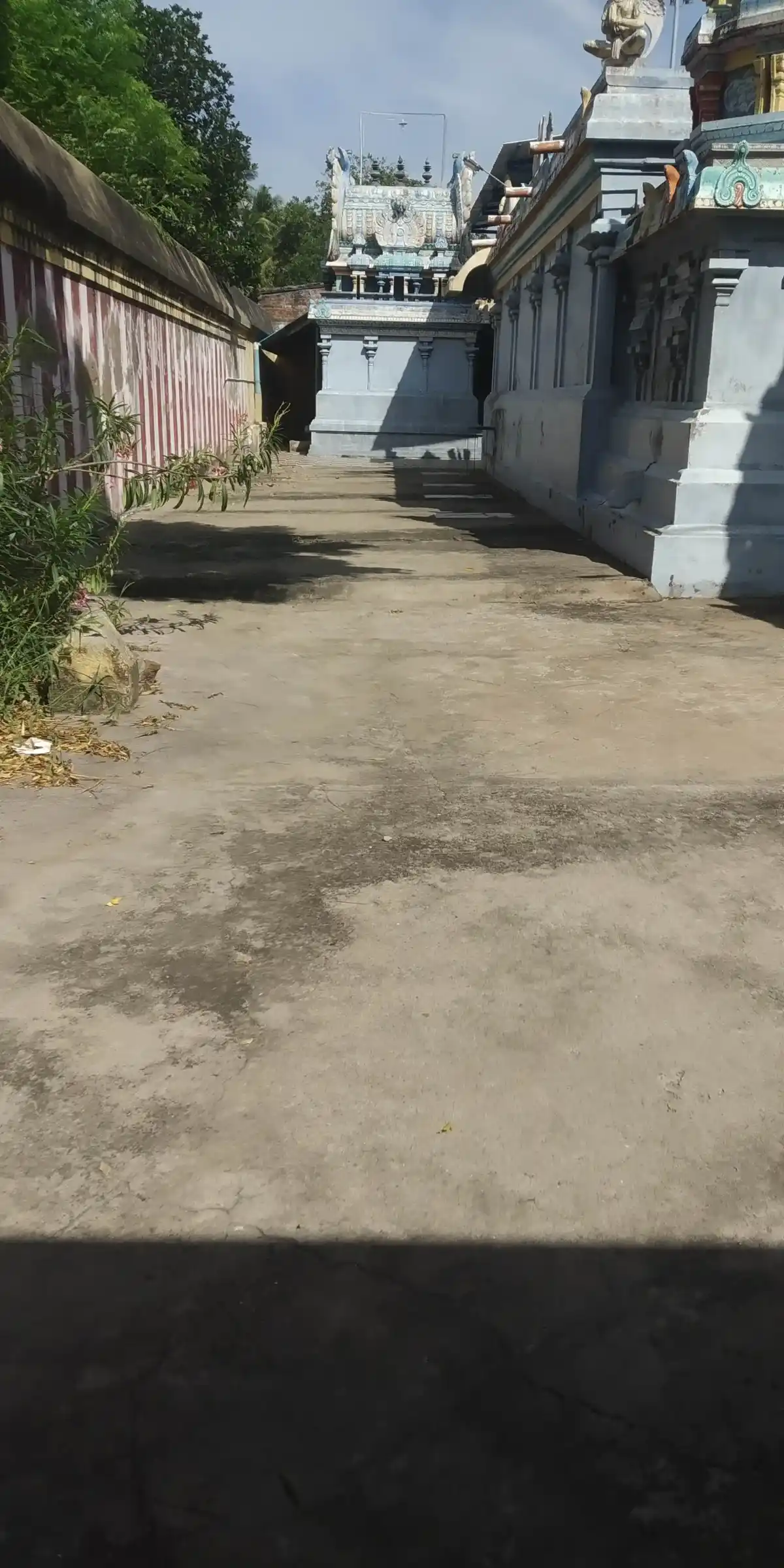 Arulmigu Varatharaja Perumal Temple, Swamymalai - 612203 அருள்மிகு வரதராஜப்பெருமாள் திருக்கோயில், Swamymalai - 612203, Thanjavur - Ancient Temple Architecture and History Image 7