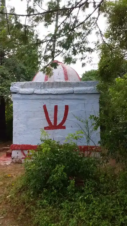 Arulmigu Varatharaja Perumal Temple, Thotanoothu - 624005 அருள்மிகு வரதராஜ பெருமாள் திருக்கோவில், Thotanoothu - 624005, Dindigul - Ancient Temple Architecture and History Image 4