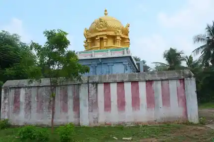 Arulmigu Varatharaja Perumal Temple, Ulutukuppai, Ulutukuppai - 609811 Arulmigu Varatharaja Perumal Temple, Ulutukuppai, Ulutukuppai - 609811, Mayiladuthurai - Ancient Temple Architecture and History Image 5