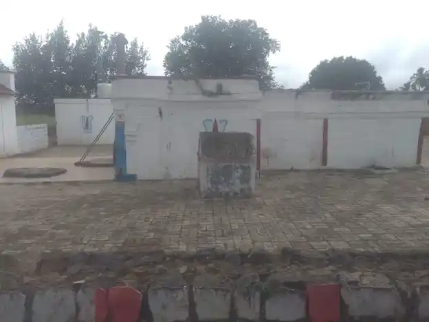 Arulmigu Varatharaja Perumal Temple, Valayapatti - 621311 அருள்மிகு வரதராஜ பெருமாள் திருக்கோயில், Valayapatti - 621311, Thiruchirappalli - Ancient Temple Architecture and History Image 3