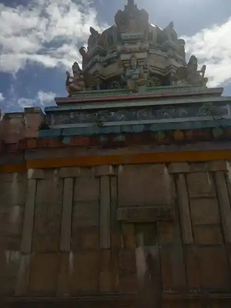 Arulmigu Varatharaja Perumal Temple, Vattanur, Vattanur - 614630 அருள்மிகு வரதராஜப்பெருமாள் திருக்கோயில், வேட்டனுார், அறந்தாங்கி வட்டம் - 614630, Pudukkottai - Ancient Temple Architecture and History Image 6