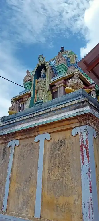 Arulmigu Varatharaja Temple, Periyakalanthai, Periyakalanthai - 641202 அருள்மிகு வரதராஜபெருமாள் திருக்ககோயில், பெரியகளந்தை, கிணத்துக்கடவு,கோவை கோயில், பெரியகளந்தை, Periyakalanthai - 641202, Coimbatore - Ancient Temple Architecture and History Image 2