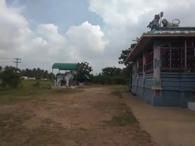 Arulmigu Varatharaja, Vinayagar, Mariamman, Kalliamman Temple, Naravalur Agrakaram, - 637003 அருள்மிகு வரதராஜ, விநாயகர், மாரியம்மன், காளியம்மன் திருக்கோயில், Naravalur Agrakaram, - 637003, Namakkal - Ancient Temple Architecture and History Image 2