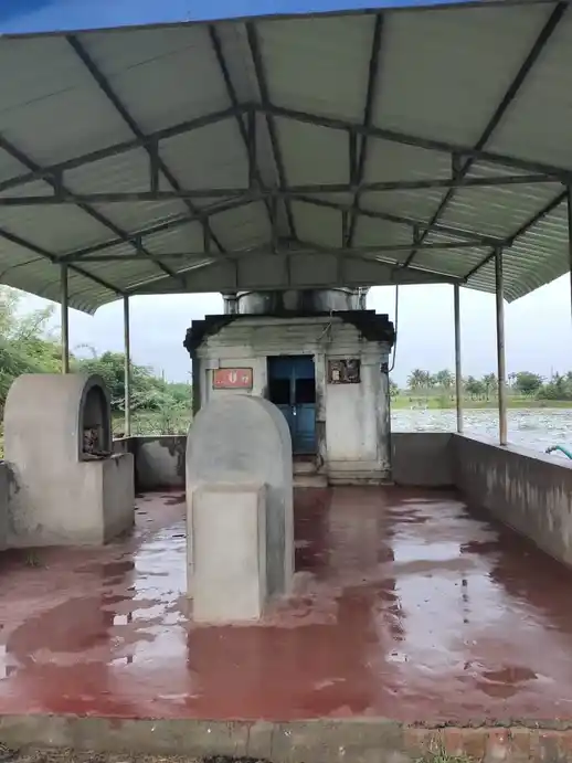 Arulmigu Varatharajaparumal Temple, Kadathathi - 609201 அருள்மிகு வரதராஜப்பெருமாள் திருக்கோயில், Kadathathi - 609201, Nagapattinam - Ancient Temple Architecture and History Image 2