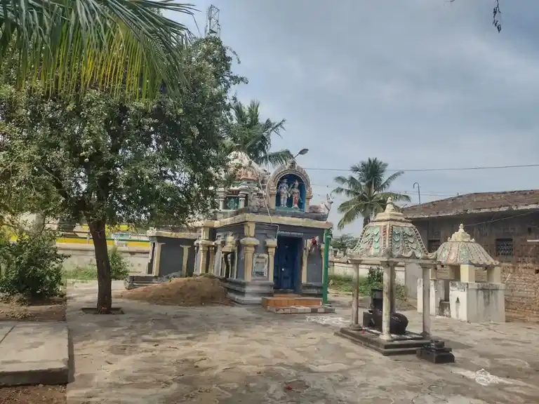 Arulmigu Varatharajaperumal Margasagayaeswarar Temple, Kazvannkampadi - 606707 அருள்மிகு வரதராஜப்பெருமாள் மற்றும் மார்க்கசகாய ஈஸ்வரர் திருக்கோயில், Kazvannkampadi - 606707, Tiruvannamalai - Ancient Temple Architecture and History Image 8