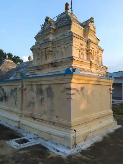 Arulmigu Varatharajaperumal @ Sendrayaperumal Temple, Vellitiruppur - 638501 Arulmigu Varatharajaperumal @ Sendrayaperumal Temple,  - 638501, Erode - Ancient Temple Architecture and History Image 2