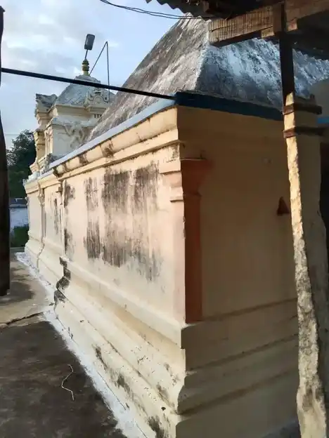 Arulmigu Varatharajaperumal @ Sendrayaperumal Temple, Vellitiruppur - 638501 Arulmigu Varatharajaperumal @ Sendrayaperumal Temple,  - 638501, Erode - Ancient Temple Architecture and History Image 4