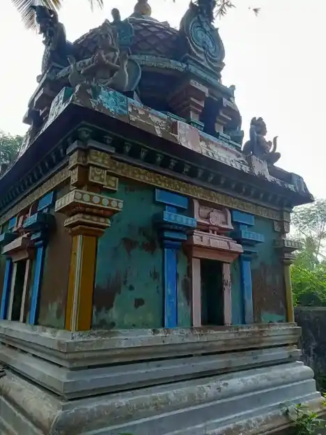 Arulmigu Varatharajaperumal Swamy Temple, Puliyanchery - 610107 அருள்மிகு வரதராஜப்பெருமாள் திருக்கோயில், Puliyanchery - 610107, Thiruvarur - Ancient Temple Architecture and History Image 2