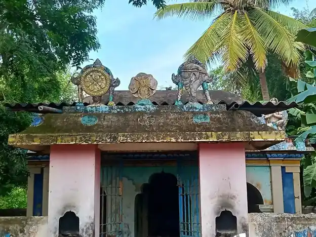Arulmigu Varatharajaperumal Swamy Temple, Puliyanchery - 610107 அருள்மிகு வரதராஜப்பெருமாள் திருக்கோயில், Puliyanchery - 610107, Thiruvarur - Ancient Temple Architecture and History Image 3