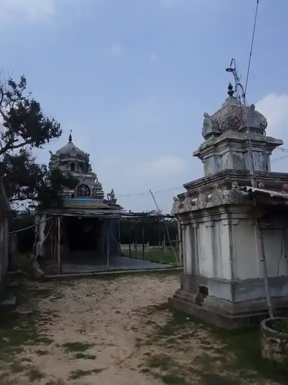 Arulmigu Varatharajaperumal Temple, Aaimoor - 614711 அருள்மிகு வரதராஜபெருமாள் திருக்கோயில், ஆய்மூர் - 614711, Nagapattinam - Ancient Temple Architecture and History Image 3