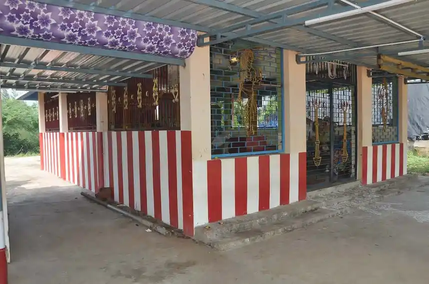 Arulmigu Varatharajaperumal Temple, Eenaiperiavattam - 612501 Arulmigu Varatharajaperumal Temple, Eenaiperiavattam - 612501, Thanjavur - Ancient Temple Architecture and History Image 5